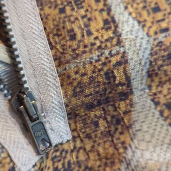 Cotelac‎ abstract print boho top nwt - Picture 8 of 9